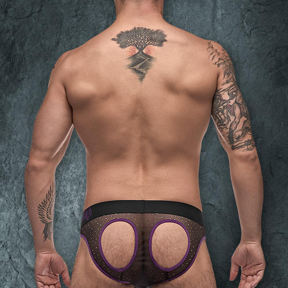 Enhancing underwear for men