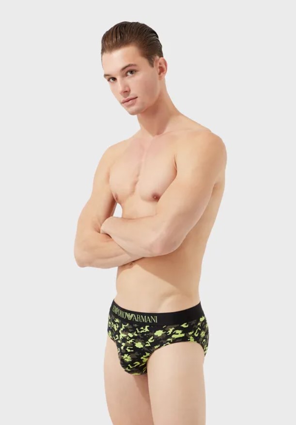 Briefs with mixed pattern

